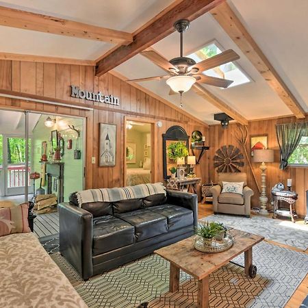 Tranquil Creekside Cottage With Deck And Lanai Franklin Zewnętrze zdjęcie