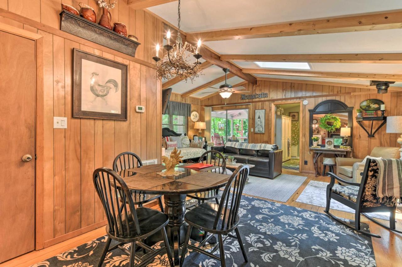 Tranquil Creekside Cottage With Deck And Lanai Franklin Zewnętrze zdjęcie