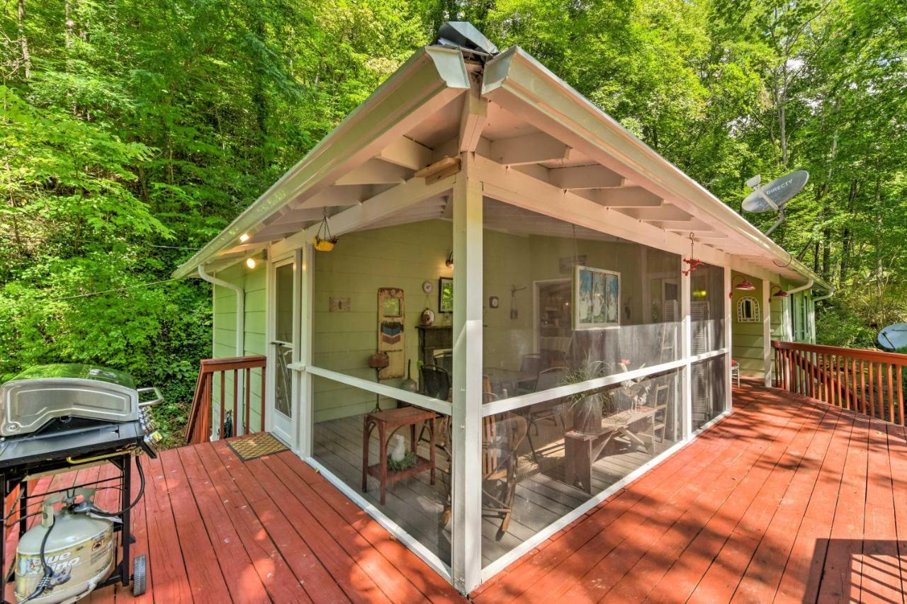Tranquil Creekside Cottage With Deck And Lanai Franklin Zewnętrze zdjęcie